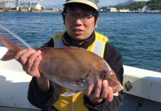 魚を食べると・・・【やどめ調剤薬局)